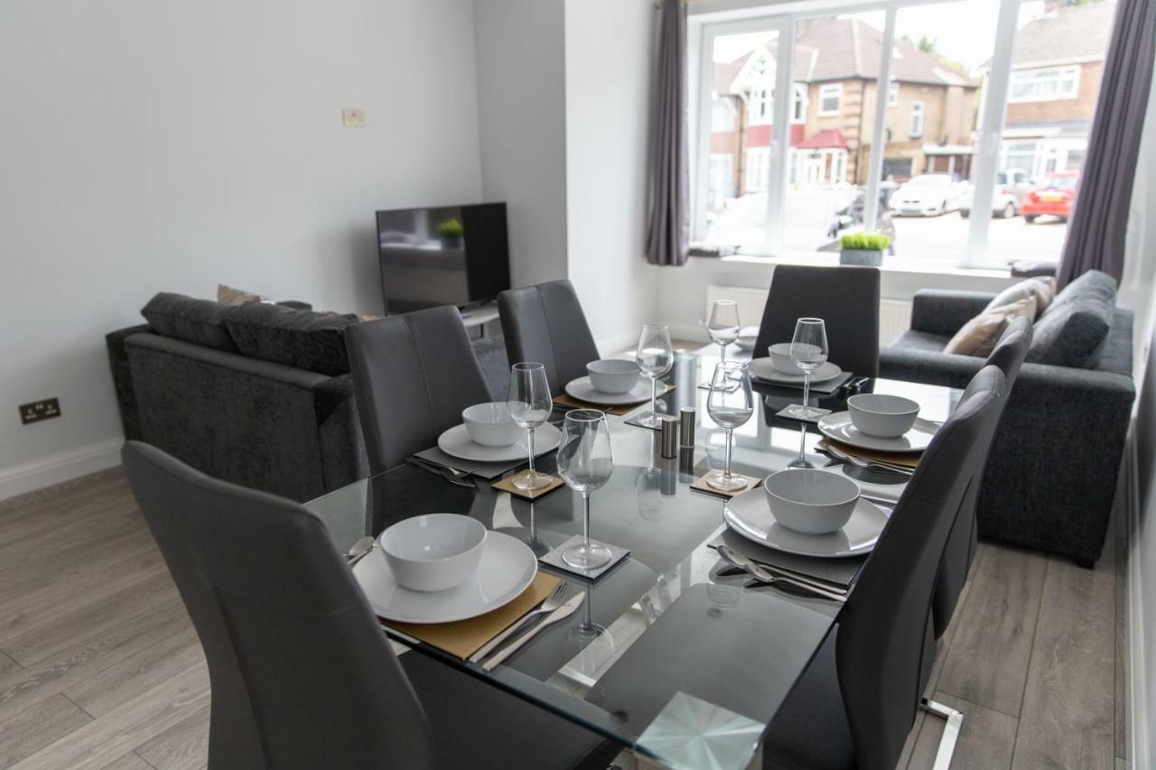 London Northwick Park Serviced Apartments By Riis Property Гарроу Екстер'єр фото