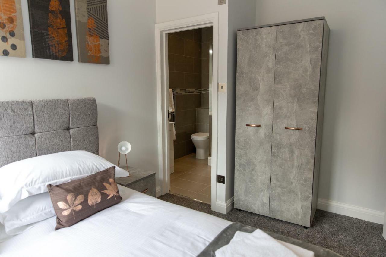 London Northwick Park Serviced Apartments By Riis Property Гарроу Екстер'єр фото