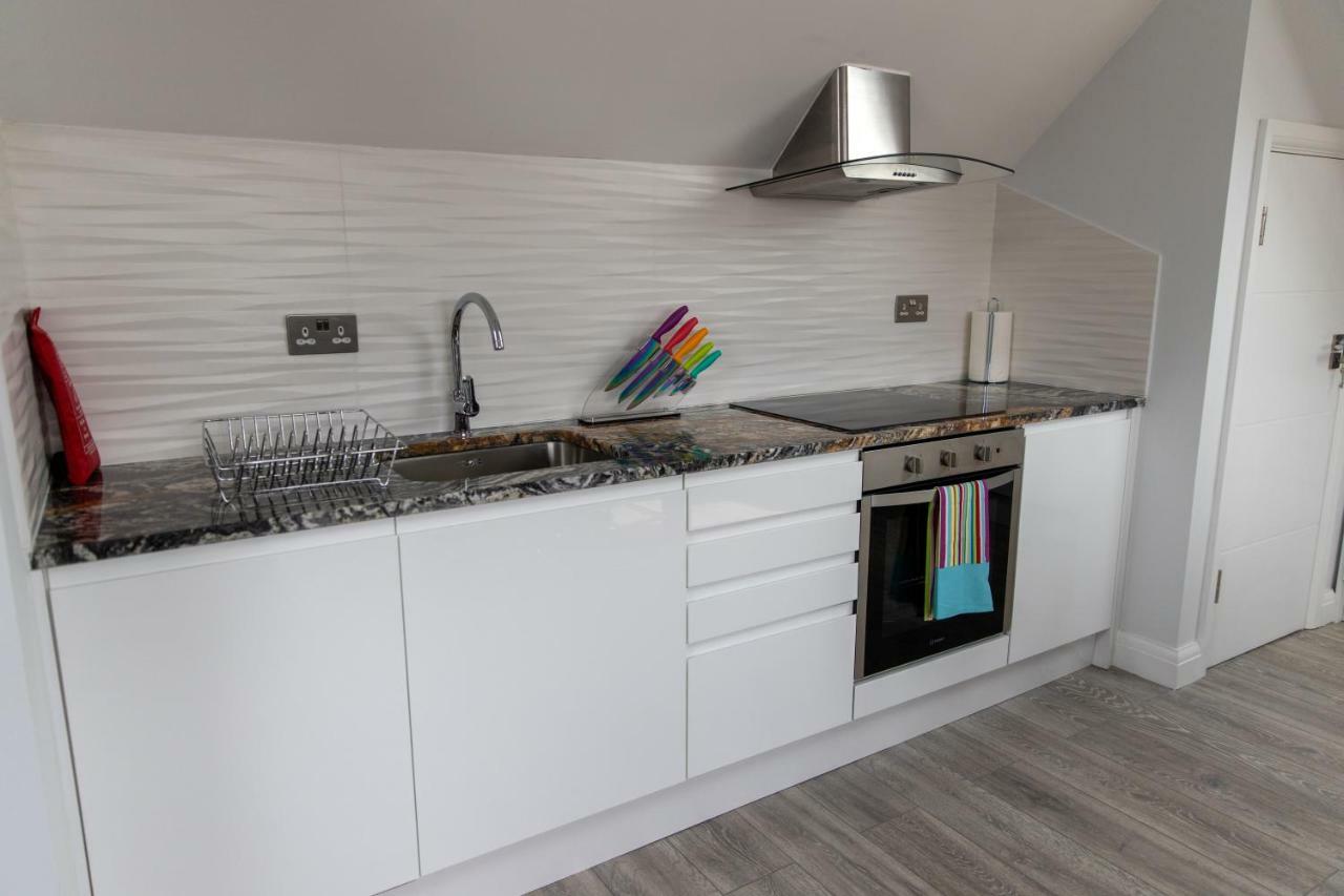London Northwick Park Serviced Apartments By Riis Property Гарроу Екстер'єр фото